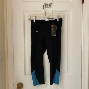 UnderArmor Women’s Calf Leggings